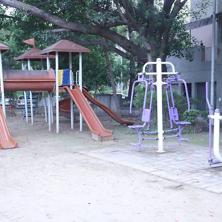 Divine India Service Apartment 3Bhk,B57 Sarita Vihar,Apollo New Delhi Extérieur photo