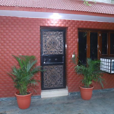 Divine India Service Apartment 3Bhk,B57 Sarita Vihar,Apollo New Delhi Extérieur photo