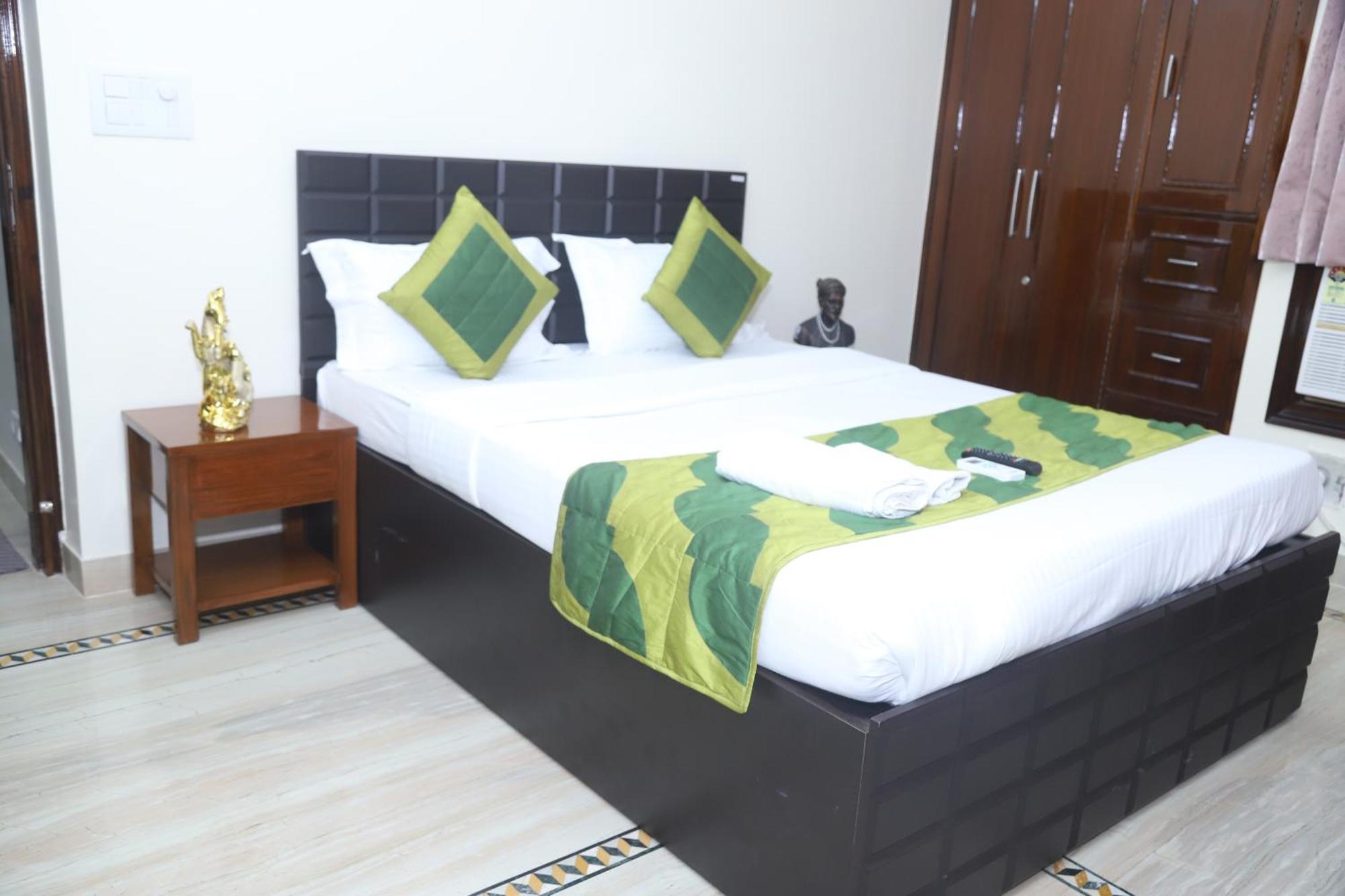 Divine India Service Apartment 3Bhk,B57 Sarita Vihar,Apollo New Delhi Extérieur photo