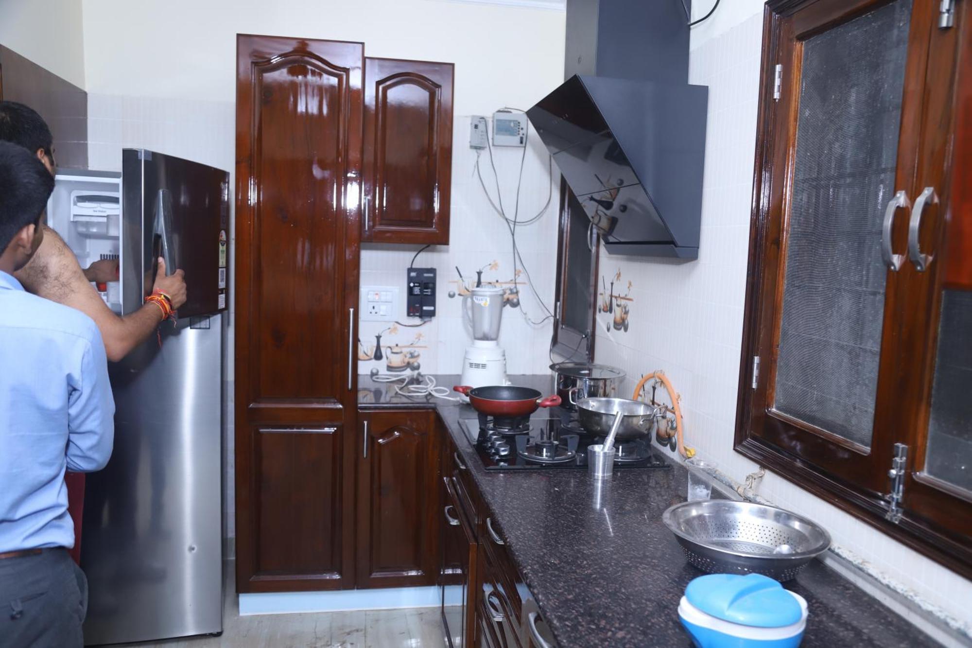 Divine India Service Apartment 3Bhk,B57 Sarita Vihar,Apollo New Delhi Extérieur photo