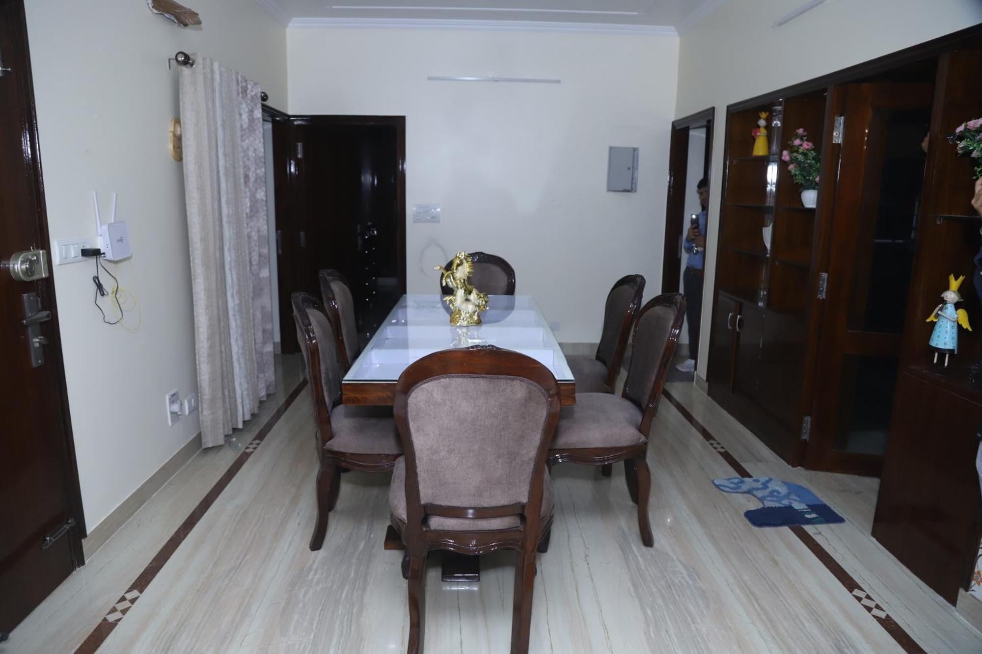 Divine India Service Apartment 3Bhk,B57 Sarita Vihar,Apollo New Delhi Extérieur photo