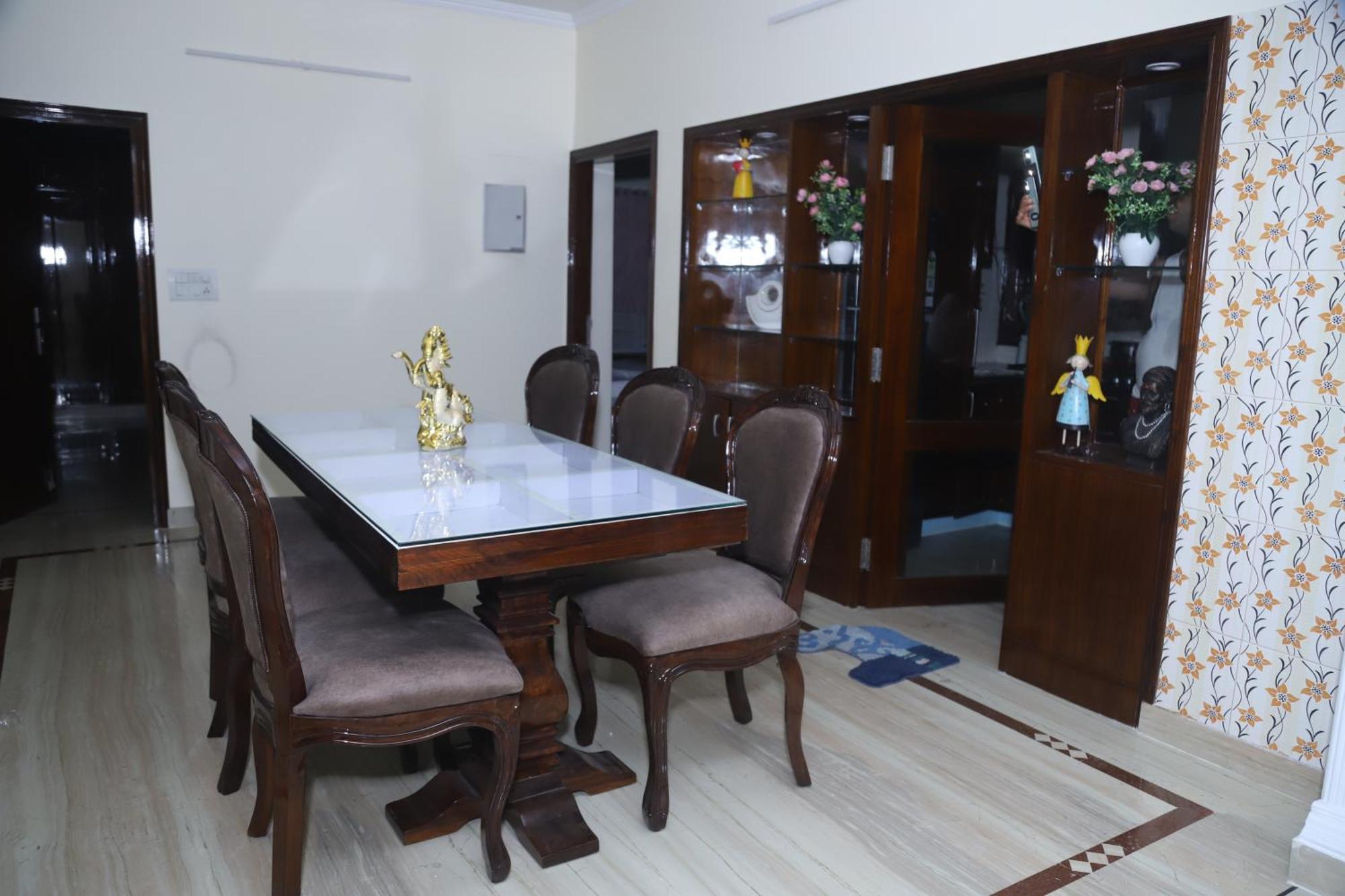Divine India Service Apartment 3Bhk,B57 Sarita Vihar,Apollo New Delhi Extérieur photo