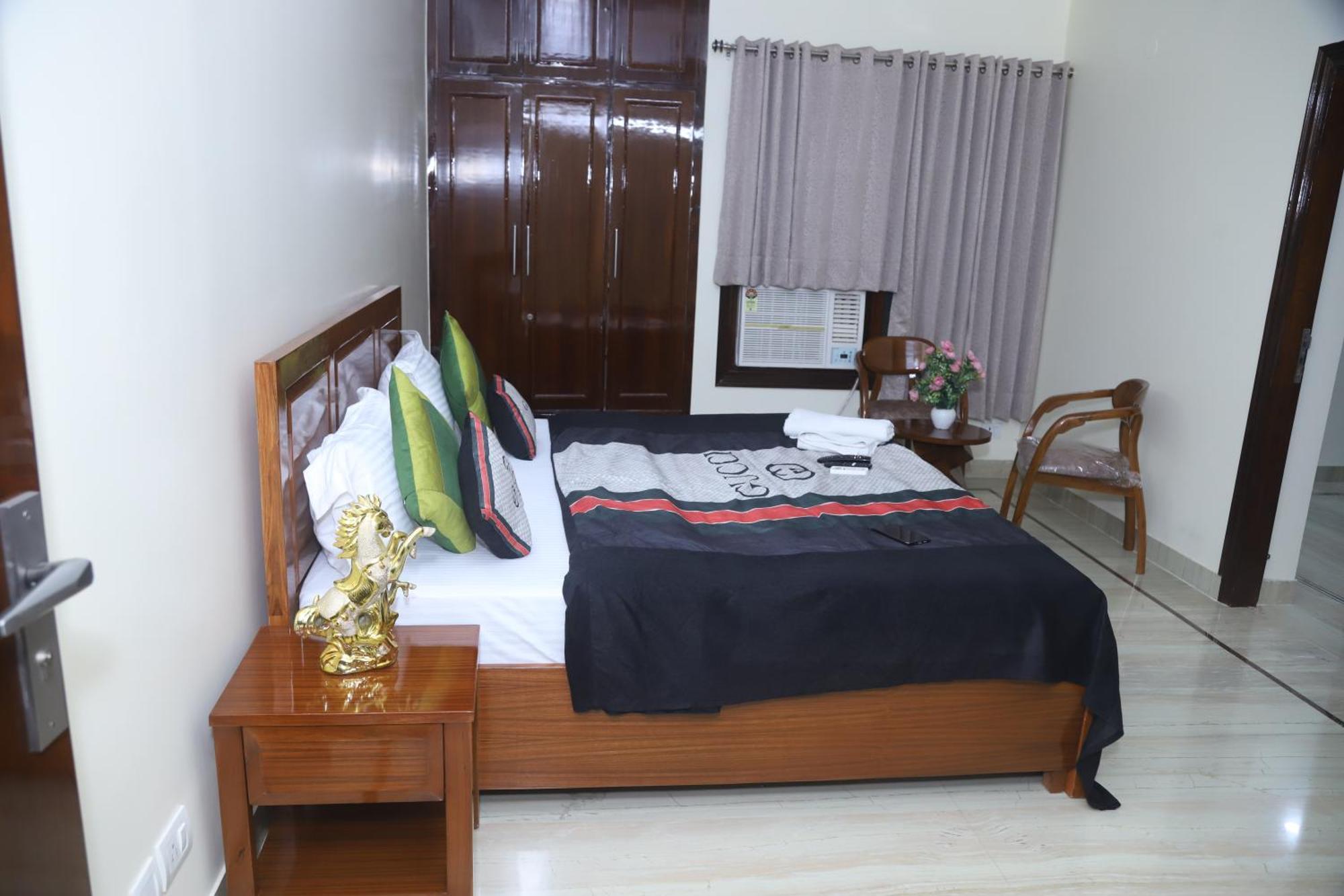 Divine India Service Apartment 3Bhk,B57 Sarita Vihar,Apollo New Delhi Extérieur photo