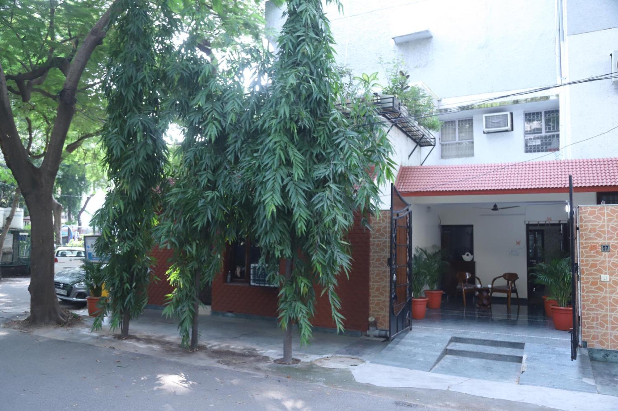 Divine India Service Apartment 3Bhk,B57 Sarita Vihar,Apollo New Delhi Extérieur photo